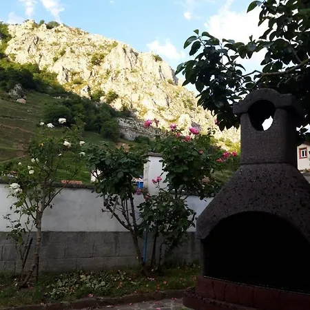 Casa De Aldea Casa Mon Hébergement de vacances